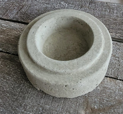 Teelichthalter rund aus Beton (verschiedene Varianten)